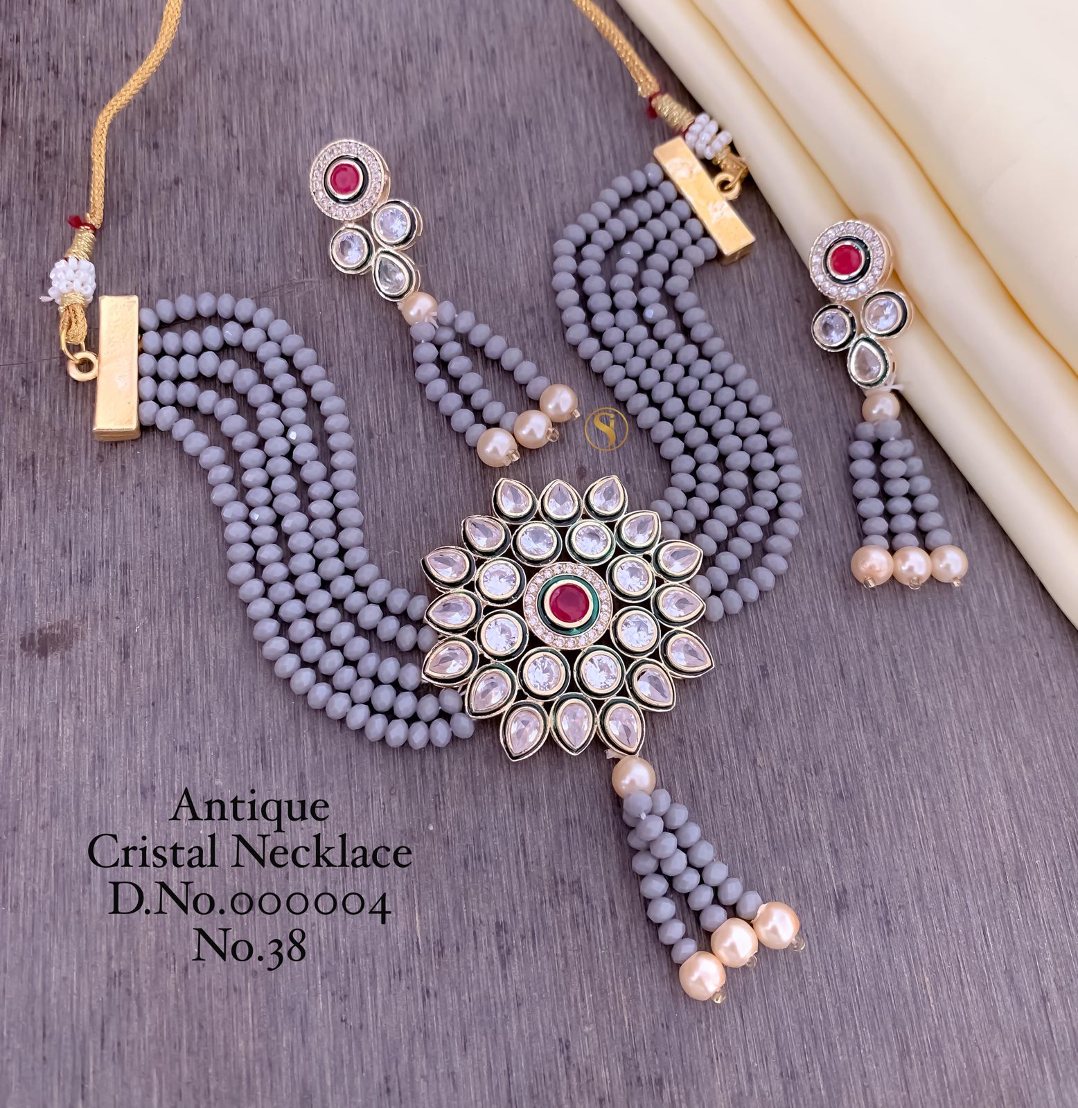 18 Antique Designer Crystal Necklace Set Wholesale Shop In Surat
